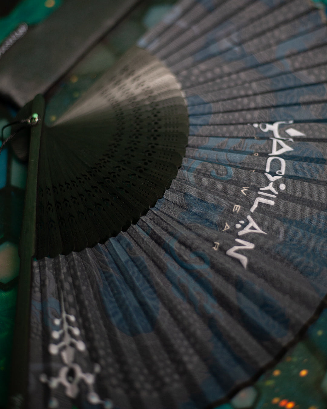 Hand Fan / Bamboo - DRAGONS